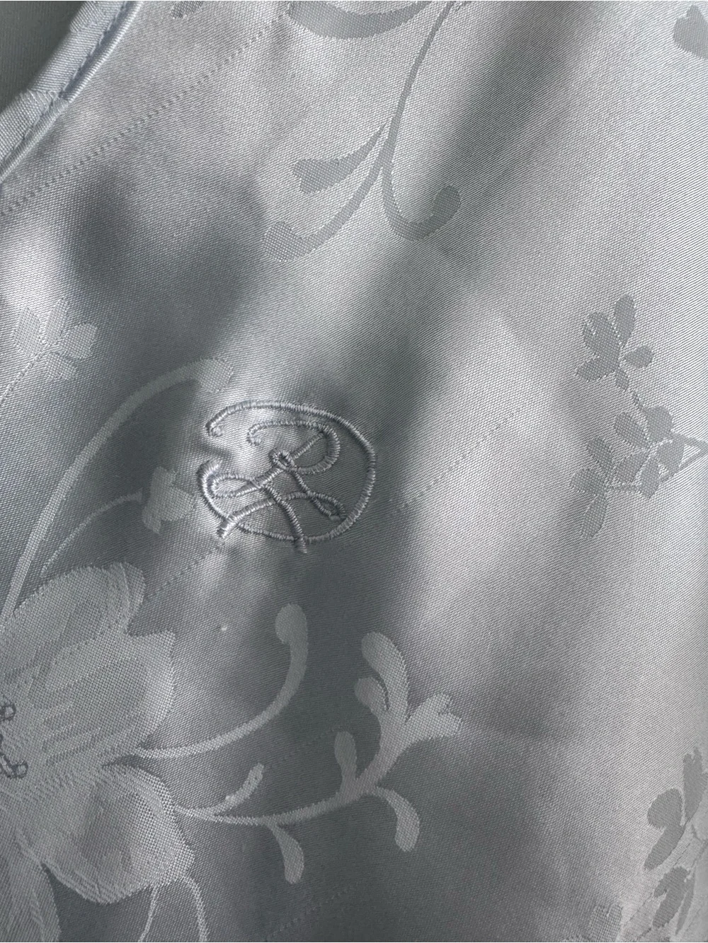 Vintage Oscar de la Renta Light Blue Floral Satin Nightgown Size Small
